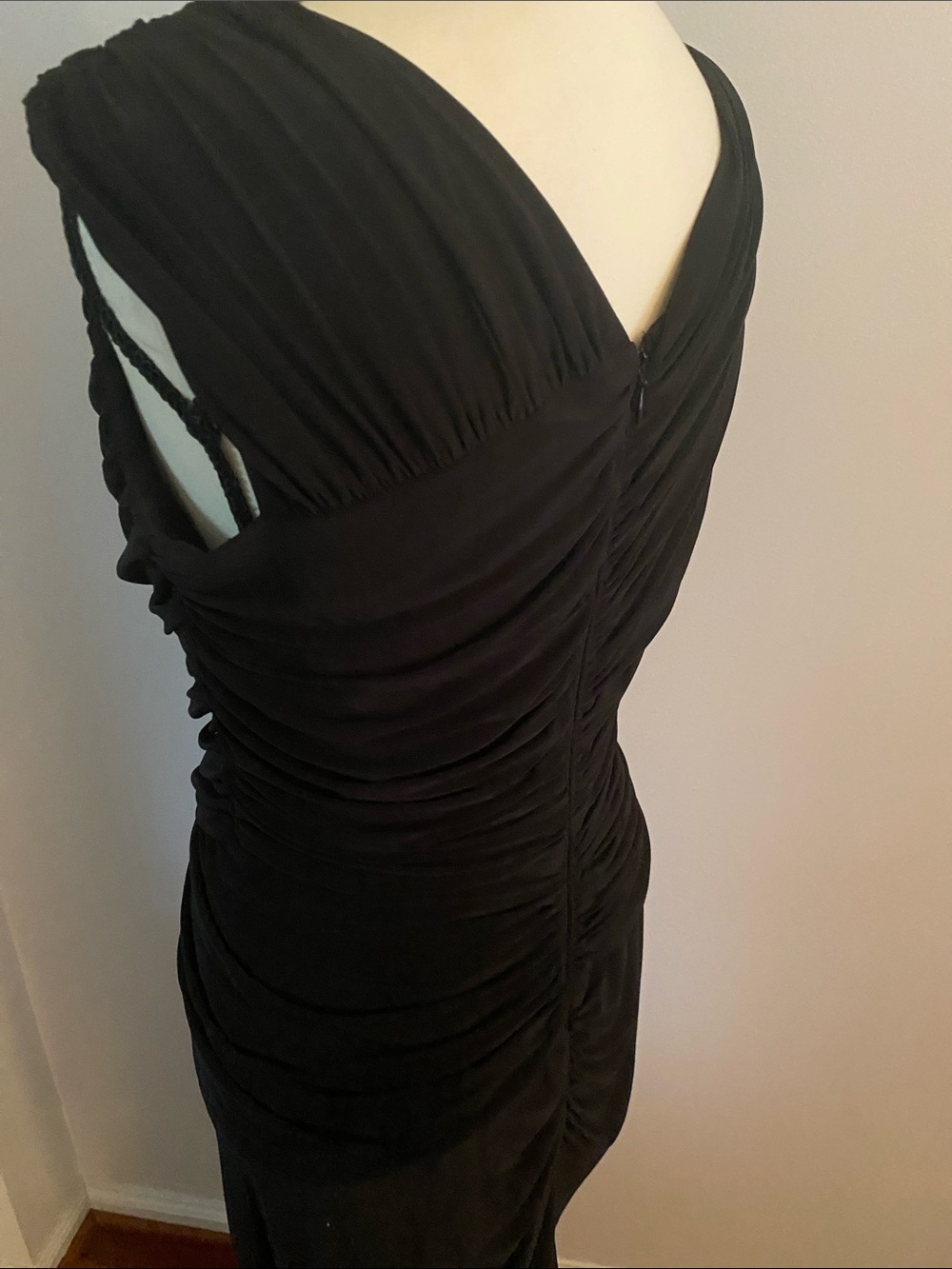 Adrianna Papell size 12 black figure flattering gown - Picture 9 of 13